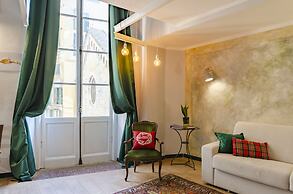 JOIVY Superb Flat Near Ch. Columbus' House