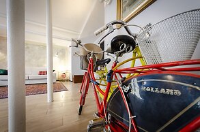 JOIVY Superb Flat Near Ch. Columbus' House