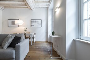 JOIVY Fulcorina Spiga Modern flat next to the Duomo