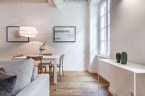 JOIVY Fulcorina Spiga Modern flat next to the Duomo