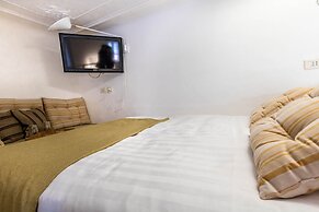 JOIVY Modern Studio Near City Centre