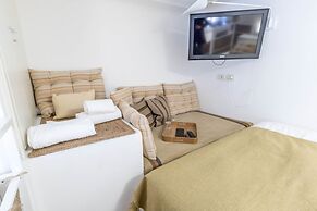 JOIVY Modern Studio Near City Centre