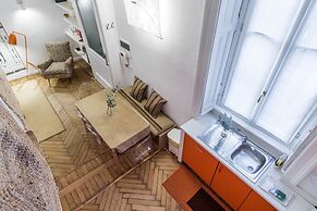 JOIVY Modern Studio Near City Centre