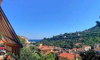 JOIVY Bright Flat W/2 Balconies & Sea View