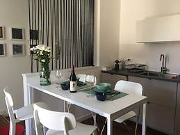 JOIVY Stylish Apt in Centre of Cernobbio