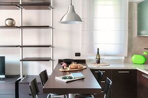 JOIVY Splendid Flat W/Terrace Near Lake Como