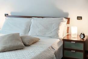 JOIVY Splendid Flat W/Terrace Near Lake Como