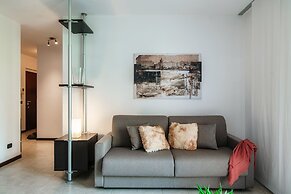 JOIVY Splendid Flat W/Terrace Near Lake Como