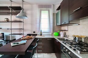 JOIVY Splendid Flat W/Terrace Near Lake Como