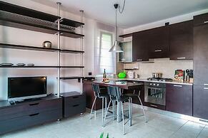 JOIVY Splendid Flat W/Terrace Near Lake Como