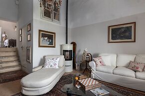 JOIVY Presents Badia Ardenga