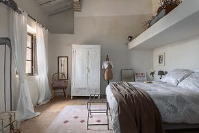 JOIVY Presents Badia Ardenga