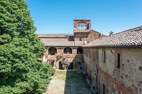 JOIVY Presents Badia Ardenga