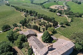 JOIVY Presents Badia Ardenga