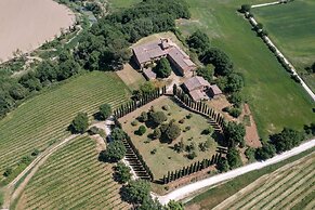 JOIVY Presents Badia Ardenga