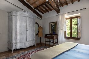 JOIVY Presents Badia Ardenga