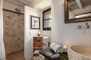 JOIVY Presents Badia Ardenga