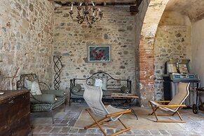 JOIVY Presents Badia Ardenga