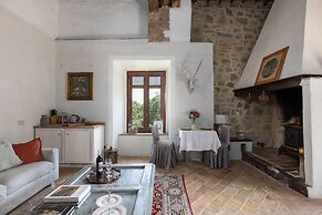 JOIVY Presents Badia Ardenga