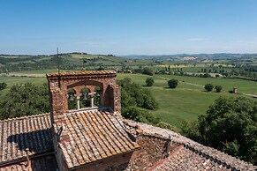 JOIVY Presents Badia Ardenga