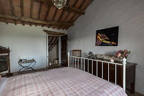 JOIVY Presents Badia Ardenga