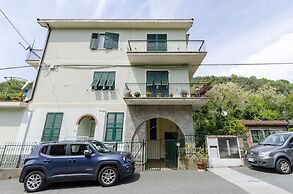 JOIVY Family Flat W/3 Balconies, 10 Min To Beach