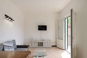 JOIVY Family Flat W/3 Balconies, 10 Min To Beach