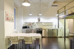 JOIVY Great Flat Near Aquarium