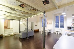 JOIVY Great Flat Near Aquarium