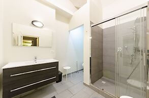 JOIVY Great Flat Near Aquarium