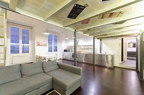 JOIVY Great Flat Near Aquarium