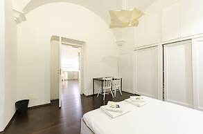 JOIVY Great Flat Near Aquarium