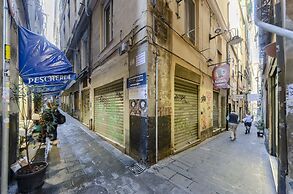 JOIVY Great Flat Near Aquarium