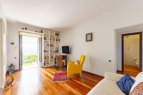 JOIVY Inviting Flat with Garden and Sea View in Rapallo