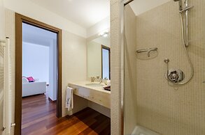 JOIVY Inviting Flat with Garden and Sea View in Rapallo