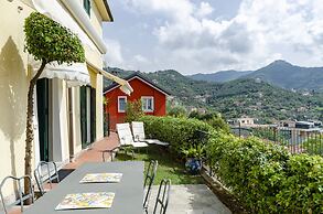 JOIVY Inviting Flat with Garden and Sea View in Rapallo