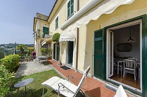 JOIVY Inviting Flat with Garden and Sea View in Rapallo
