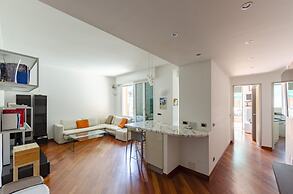 JOIVY Stylish Flat W/Terrace