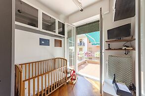 JOIVY Stylish Flat W/Terrace