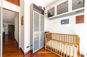 JOIVY Stylish Flat W/Terrace