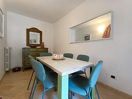 JOIVY Villa Milva W/ Car Park Beside The Beach