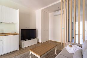 JOIVY Lele Apartment With Swimming Pool