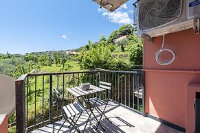 JOIVY Lele Apartment With Swimming Pool