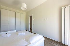JOIVY Lele Apartment With Swimming Pool