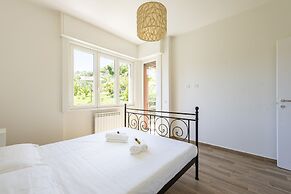 JOIVY Lele Apartment With Swimming Pool