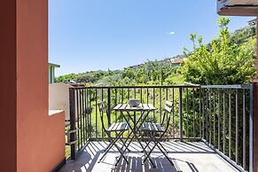 JOIVY Lele Apartment With Swimming Pool