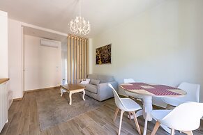 JOIVY Lele Apartment With Swimming Pool