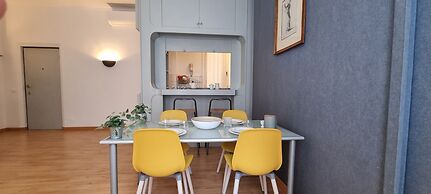 JOIVY Contemporary 1-Bed Apt Near Duomo Di Milano