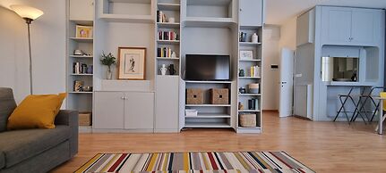 JOIVY Contemporary 1-Bed Apt Near Duomo Di Milano