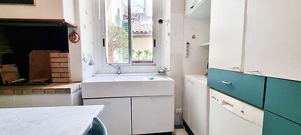 JOIVY Vintage And Gorgeous 2-Bed Flat Near Sforzesco Castle